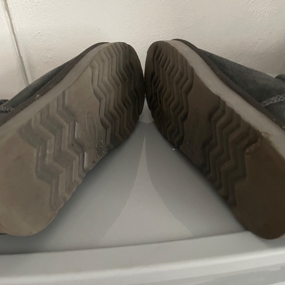 Boots - Picture 4 of 4